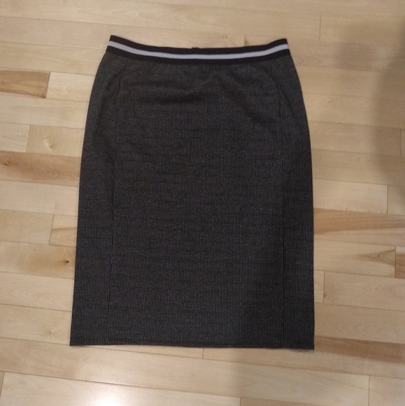 Joe fresh jersey jacquard pencil skirt - Picture 4 of 5